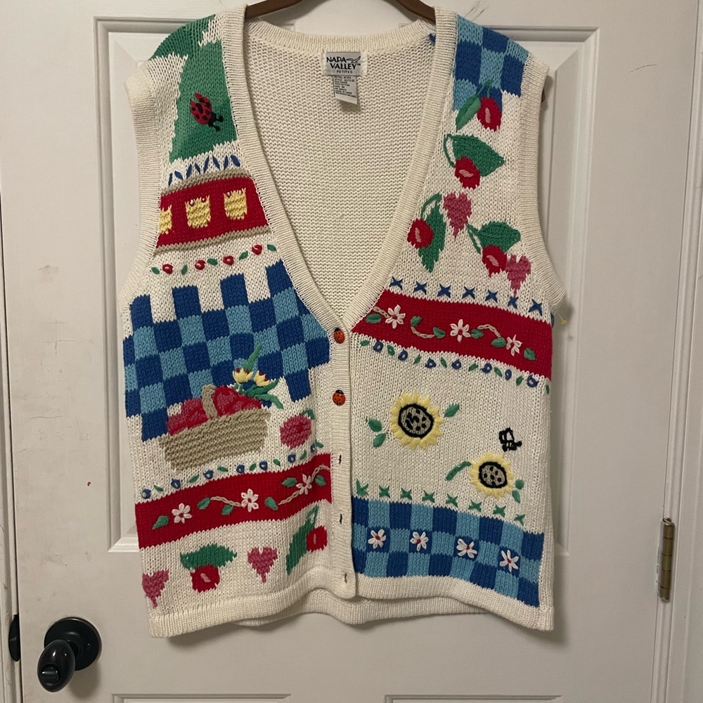 Grannycore Whimsical Garden V-Neck Sweater Vest Napa Valley Ladybugs